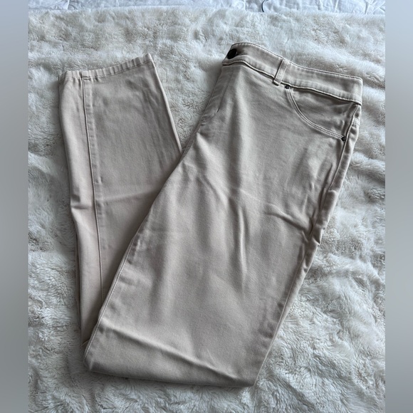Chico’s Platinum Pants - Picture 6 of 12